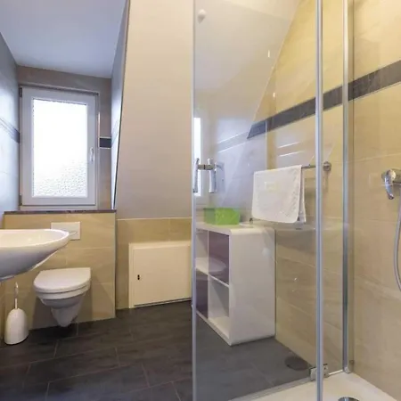 Appartement 9 Id 302 *